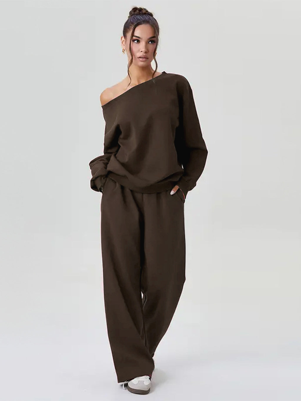 New winter style, fashionable and versatile off-shoulder design, Amazon trendy sporty casual suit