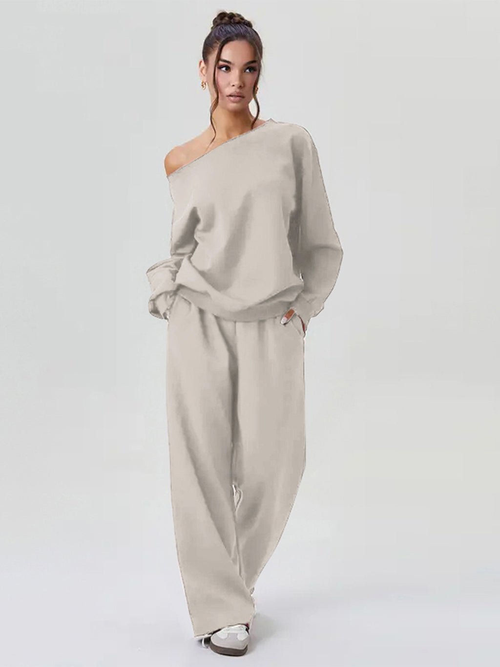 New winter style, fashionable and versatile off-shoulder design, Amazon trendy sporty casual suit